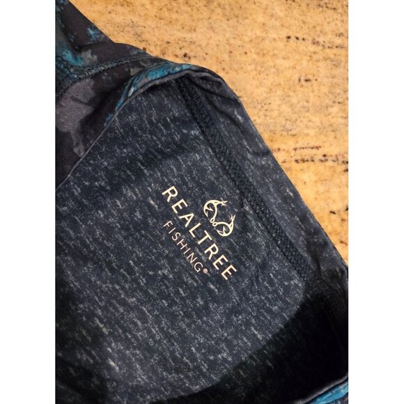 Lot of 4 Fishing Shirts Size S M & XL Realtree Salt Life Long Sleeve Graphics - Picture 9 of 16